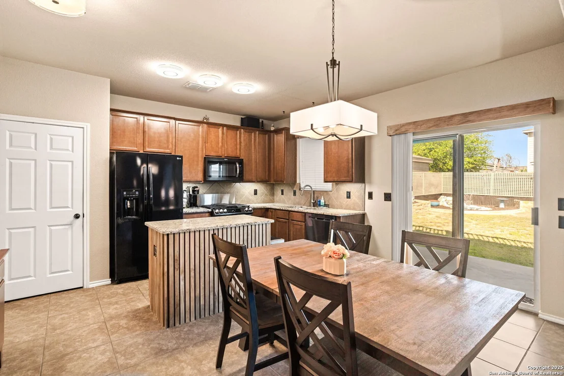 Photo of 3539 York Crest