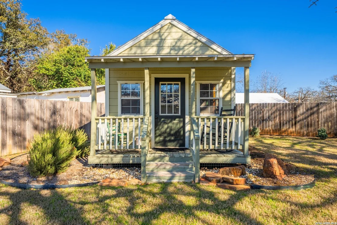 Photo of 110 Beverly Drive