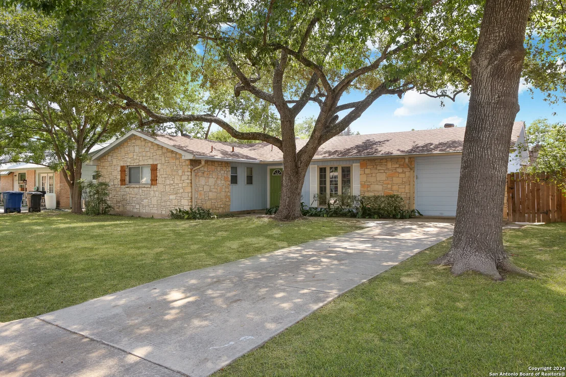 Photo of 3734 BRIARHILL