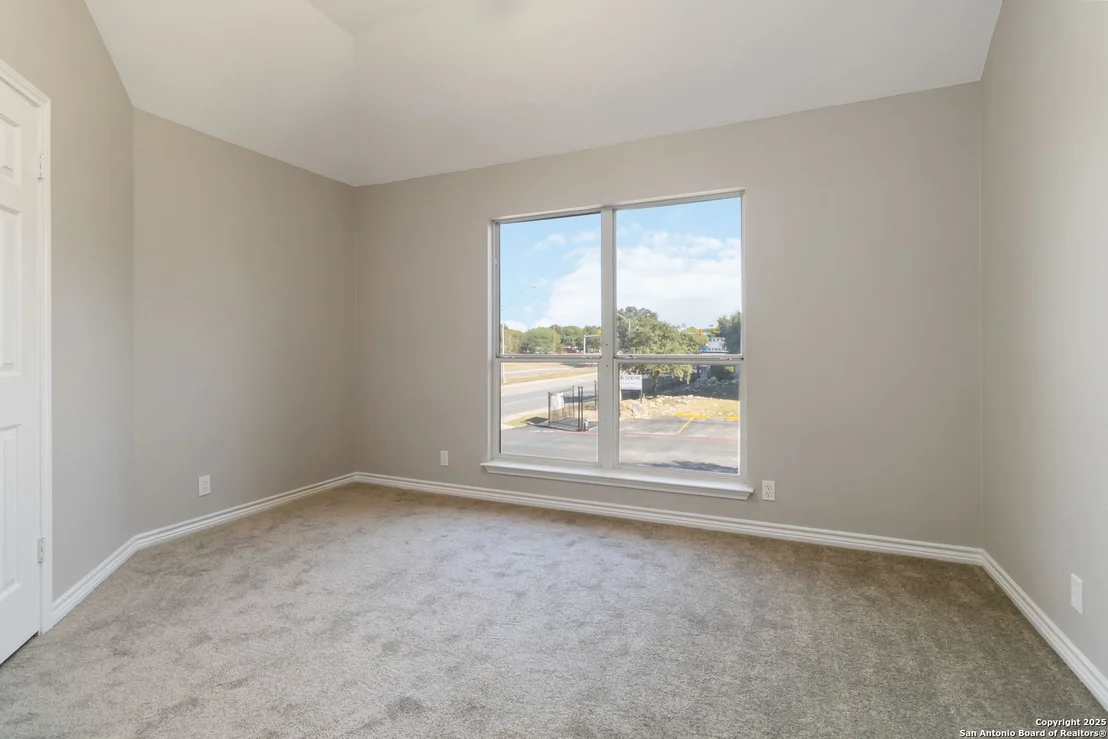 Photo of 14939 Gateview Dr