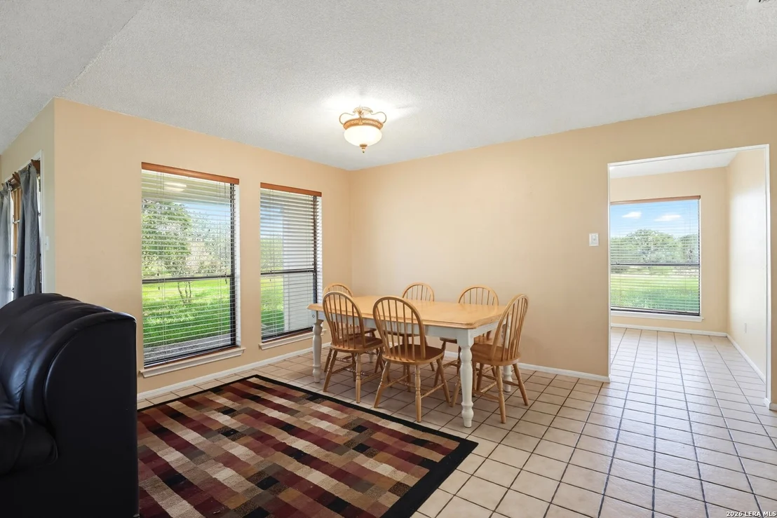 Photo of 340 Joy Dr