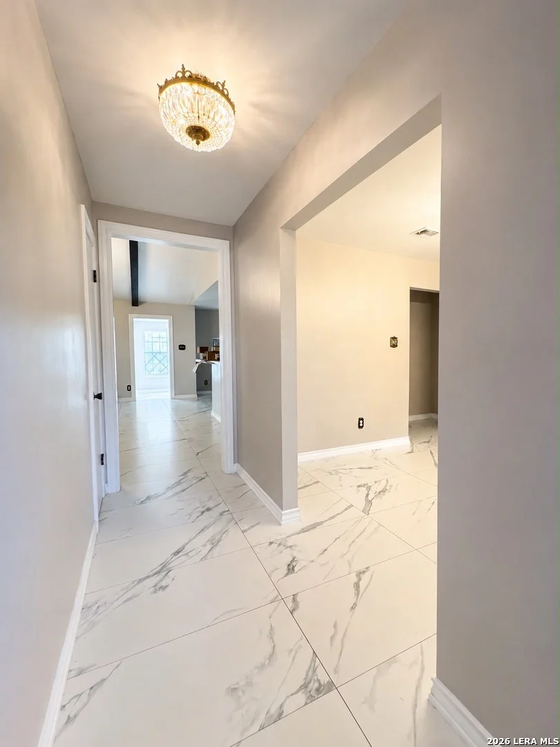 Photo of 1203 N Bibb Ave