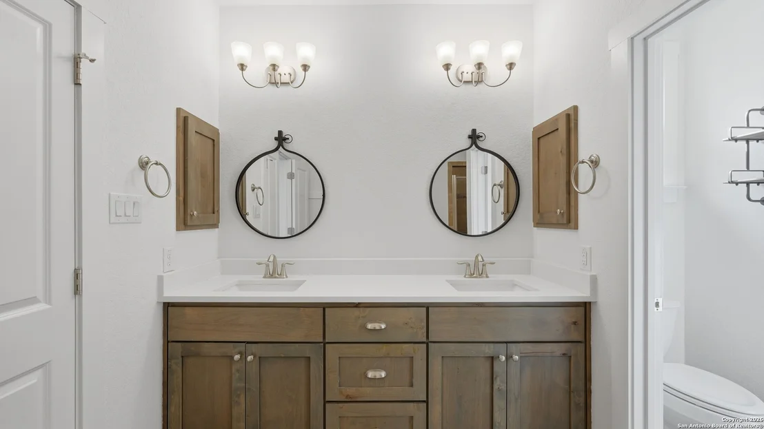 Photo of 1039 Primrose Path