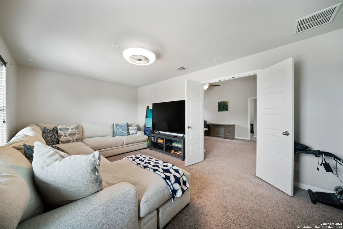 Photo of 13342 Badlands Bend