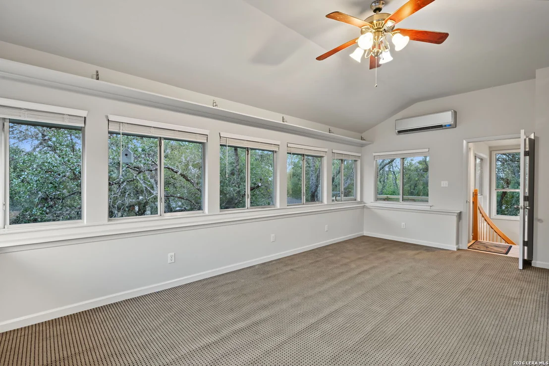 Photo of 106 Mecca Dr