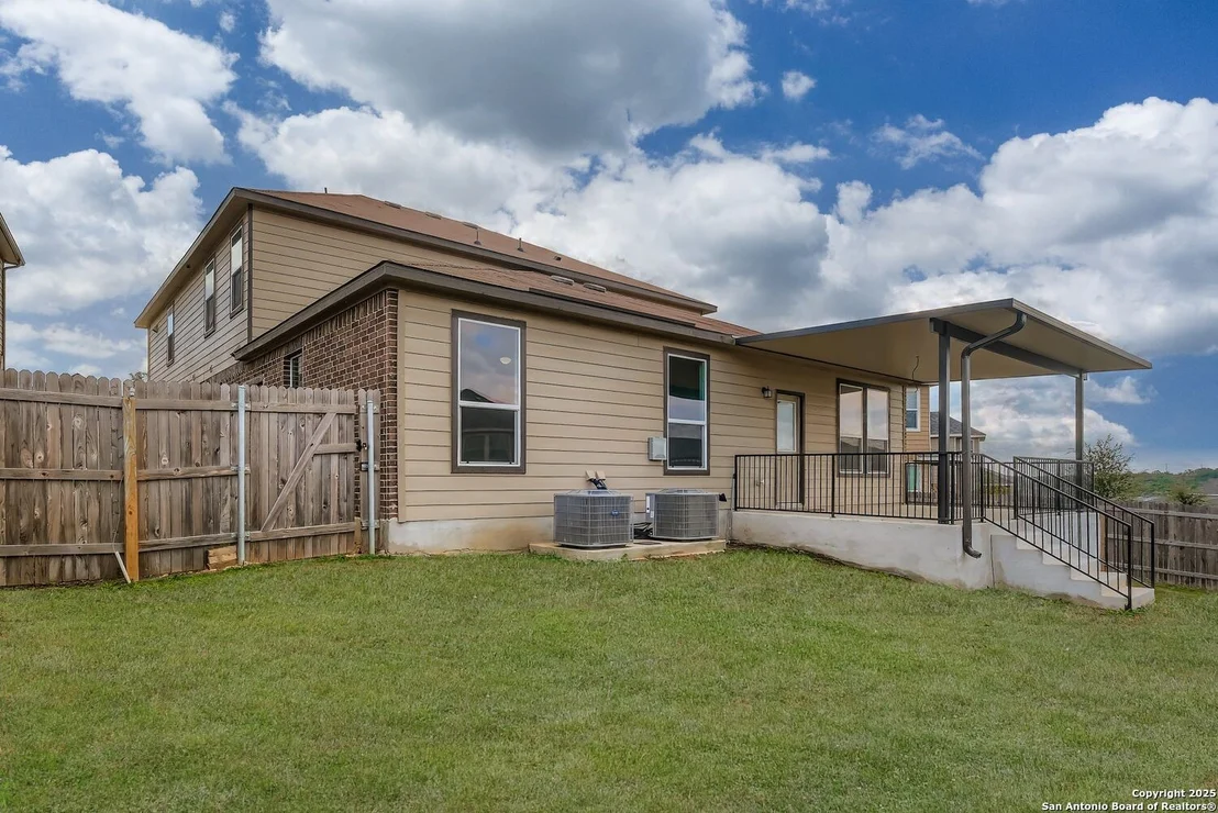 Photo of 15323 Danae Bend