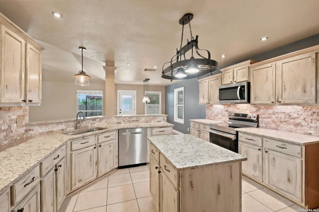 Photo of 9222 CEDAR PT