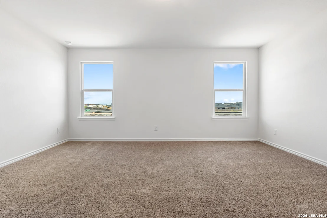 Photo of 13010 JEOPARDY AVENUE