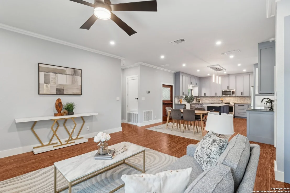 Photo of 3902 Creek Pt