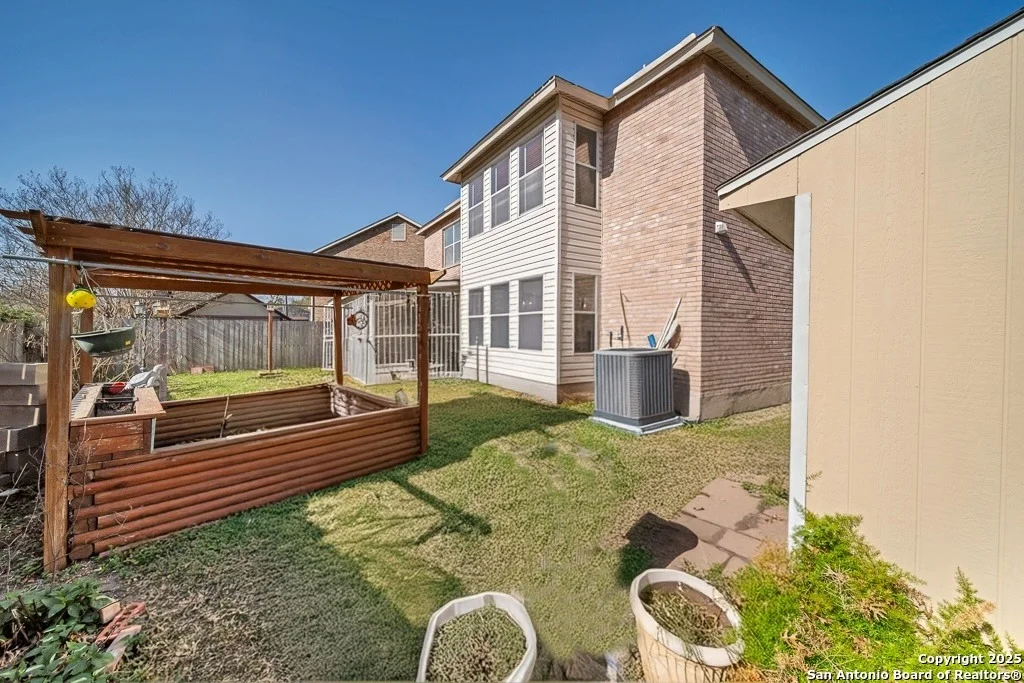 Photo of 7910 Dover Glade