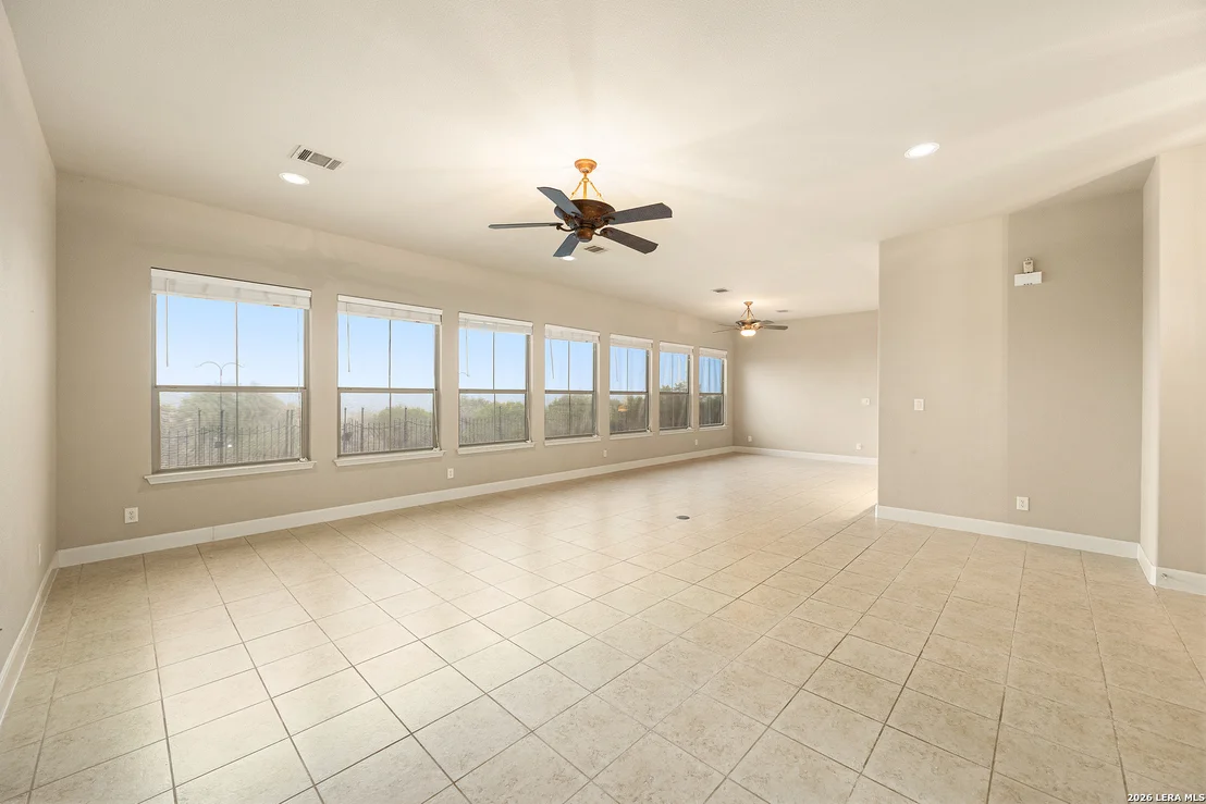 Photo of 217 High Point Cir