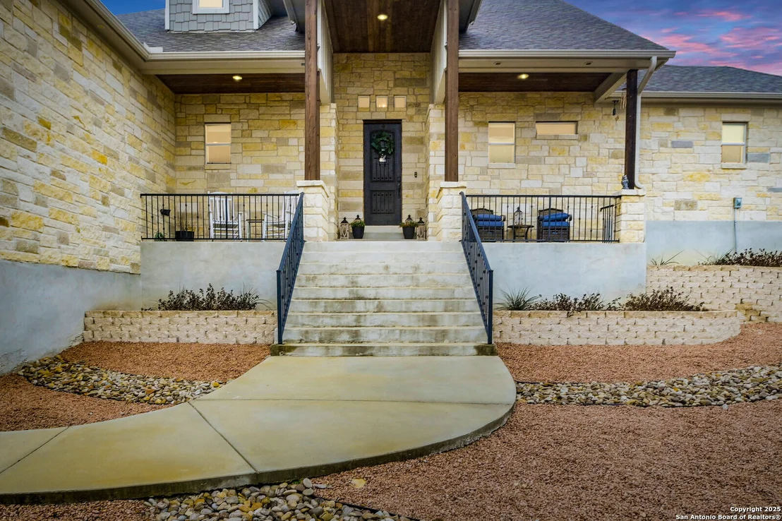 Photo of 134 Arabian Way