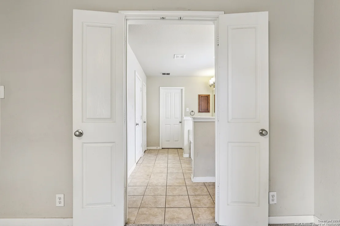 Photo of 7638 Kings Spring