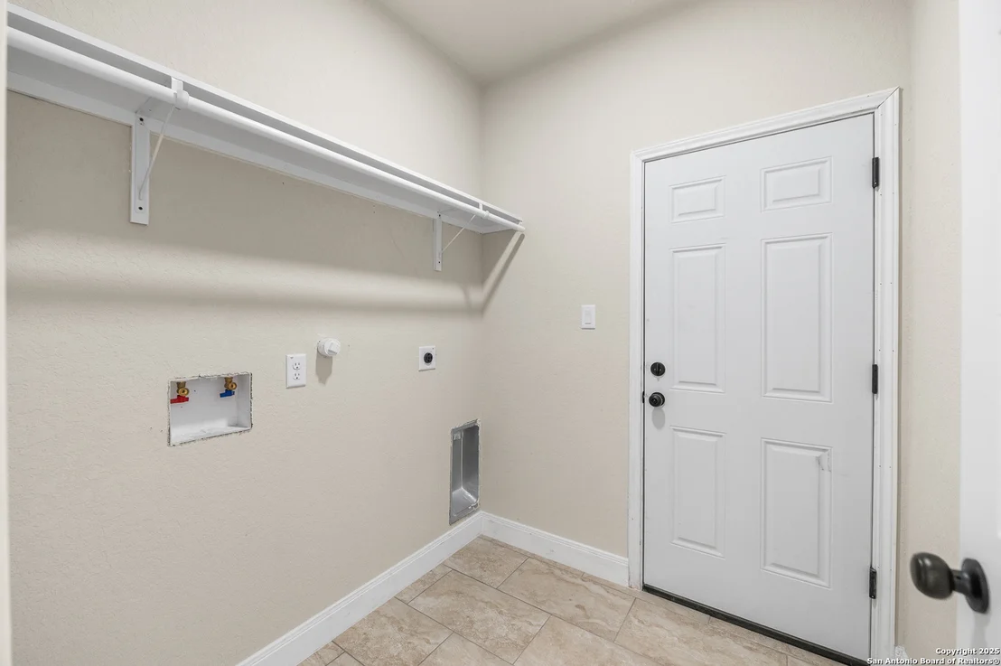 Photo of 23102 Shady Forest