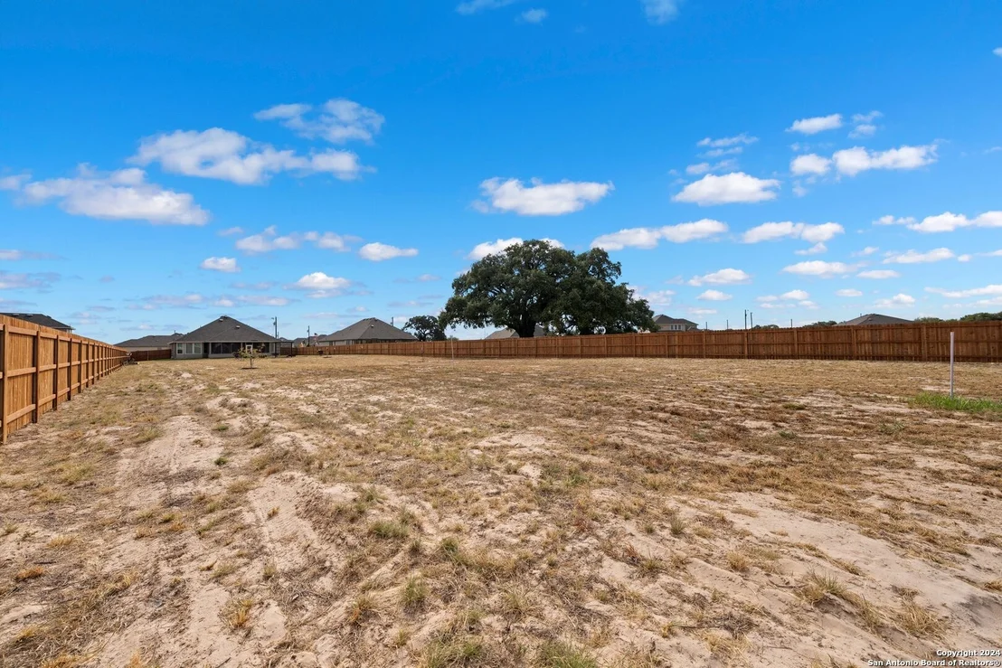 Photo of 143 Arched Oak Loop
