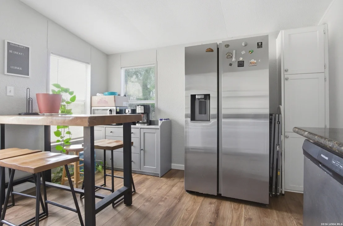 Photo of 1105 WALNUT ST