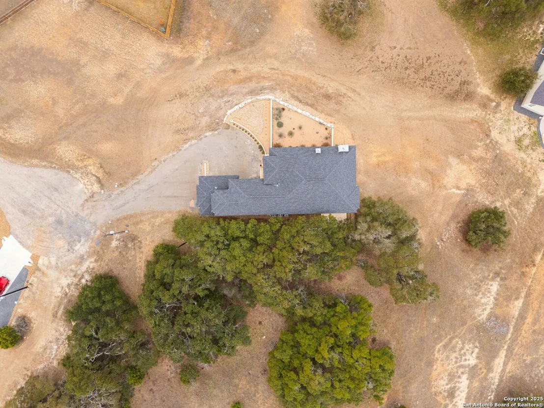 Photo of 105 N Micah Andrews