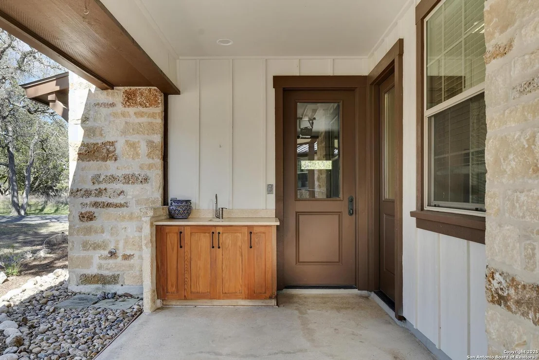 Photo of 107 LEGACY POINTE