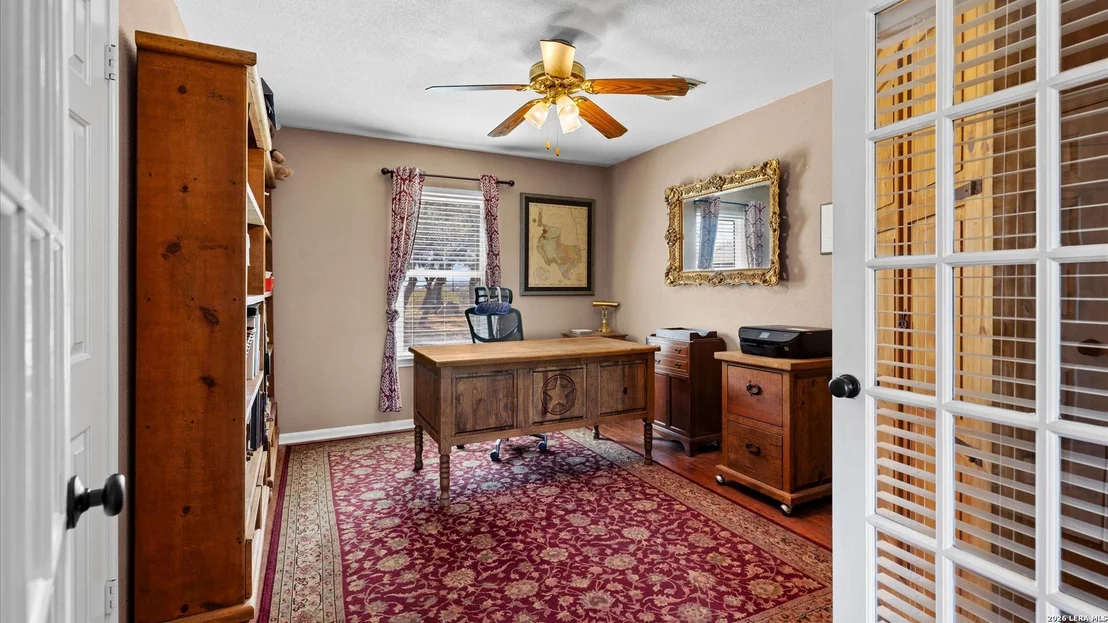 Photo of 8010 Devonshire