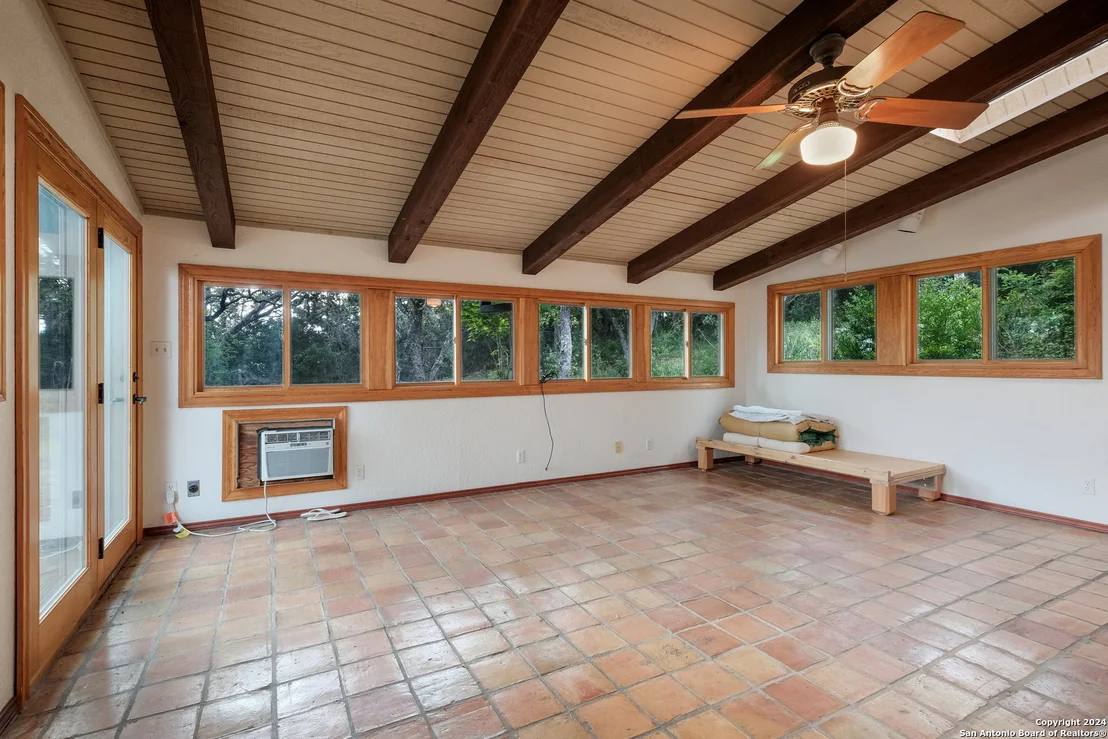 Photo of 24209 SCENIC LOOP RD