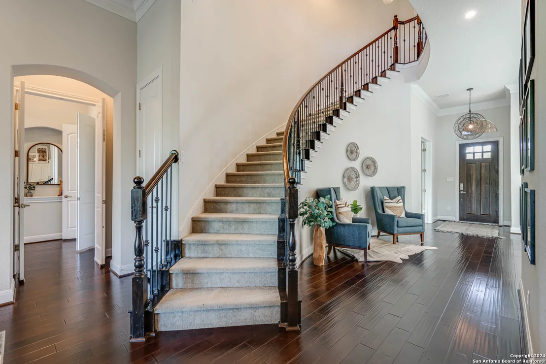 Photo of 17814 HILLSEDGE