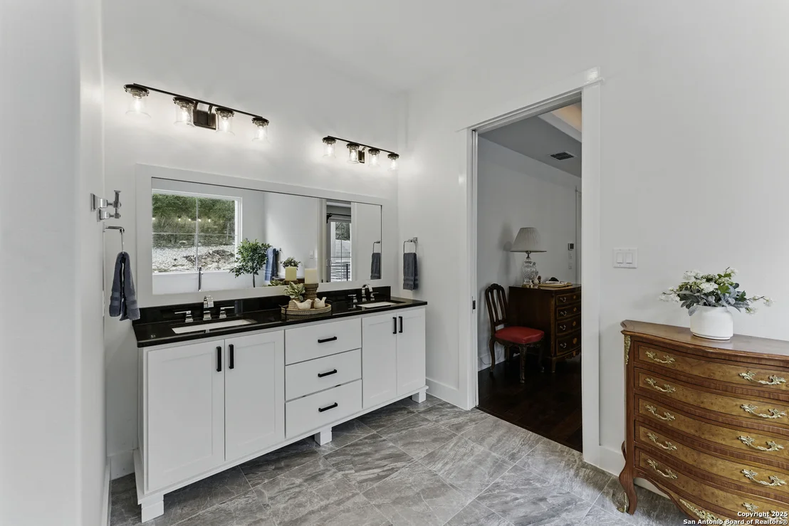 Photo of 321 Bentwood