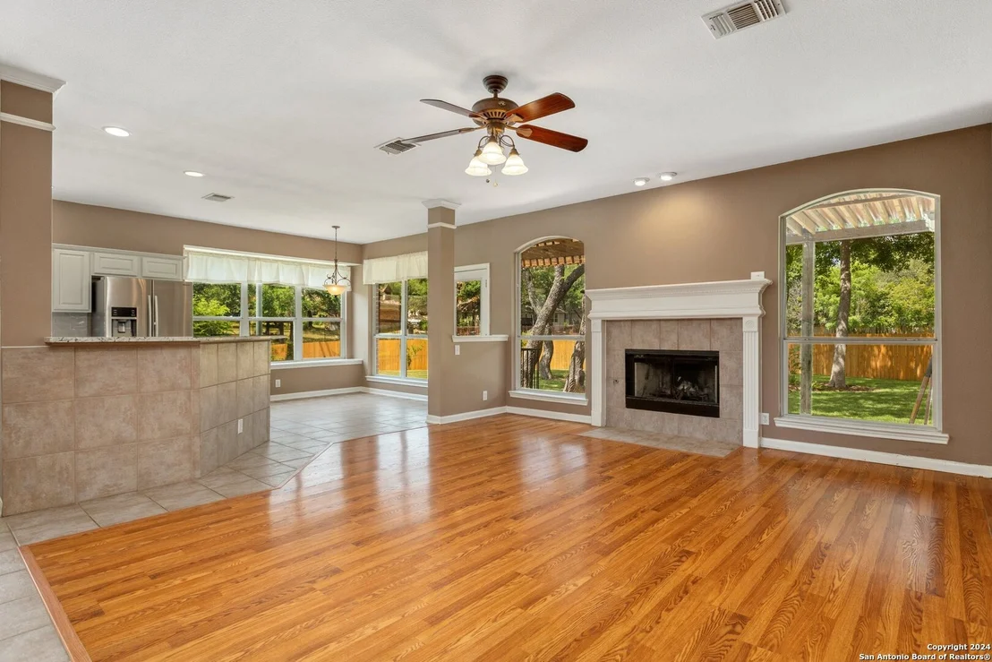 Photo of 14018 POSSUM TREE RD