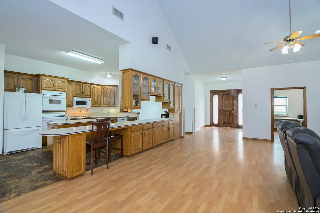 Photo of 575 Eden Rd