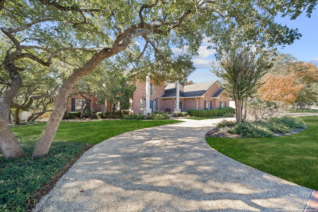 Photo of 32 IMPERIAL WAY