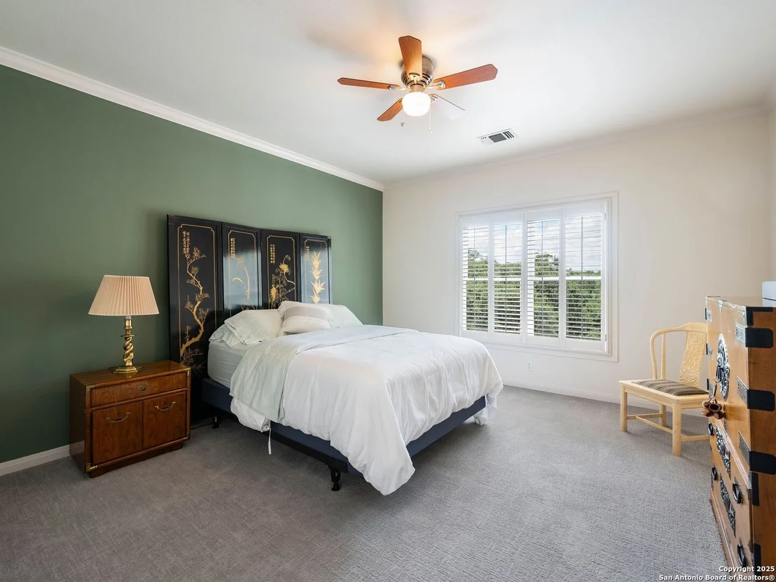 Photo of 43 Stratton Ln