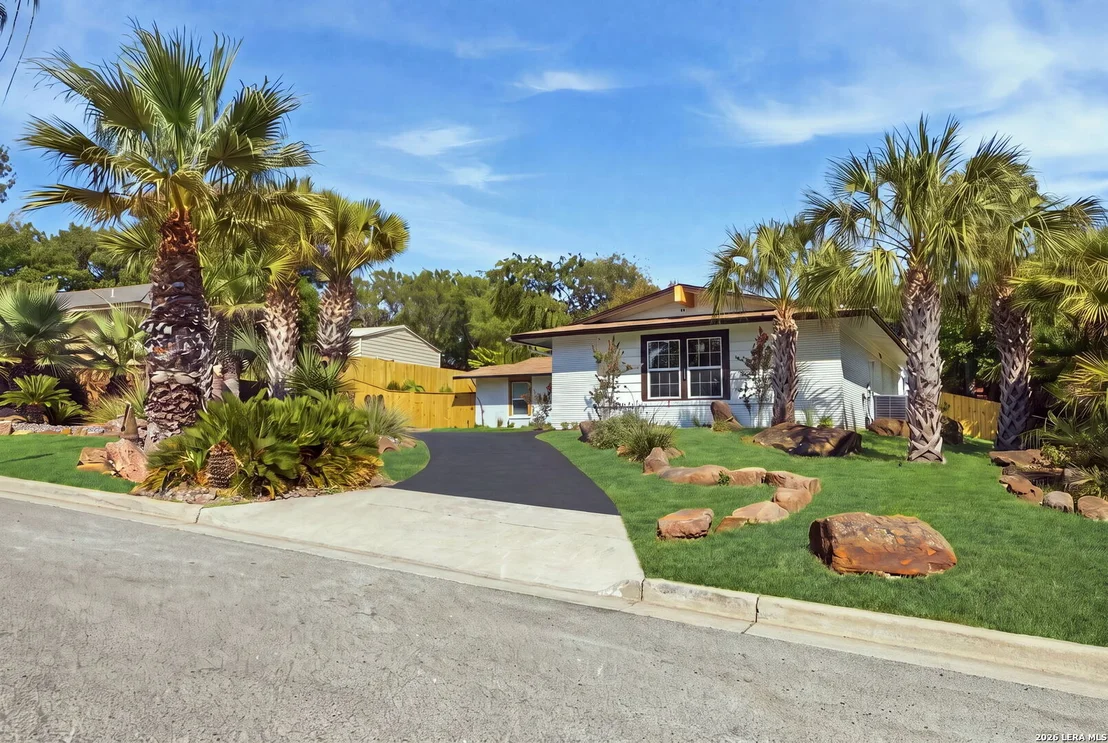 Photo of 6818 MOSS OAK DR
