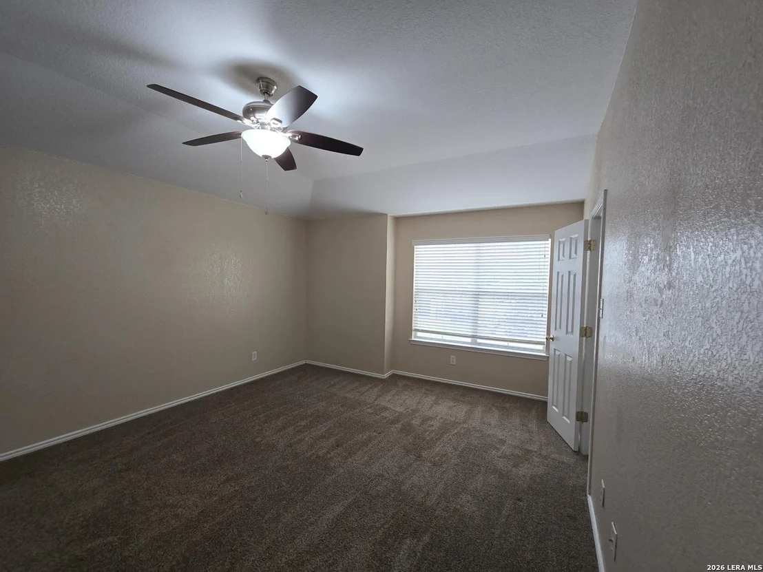 Photo of 1023 AVOCET