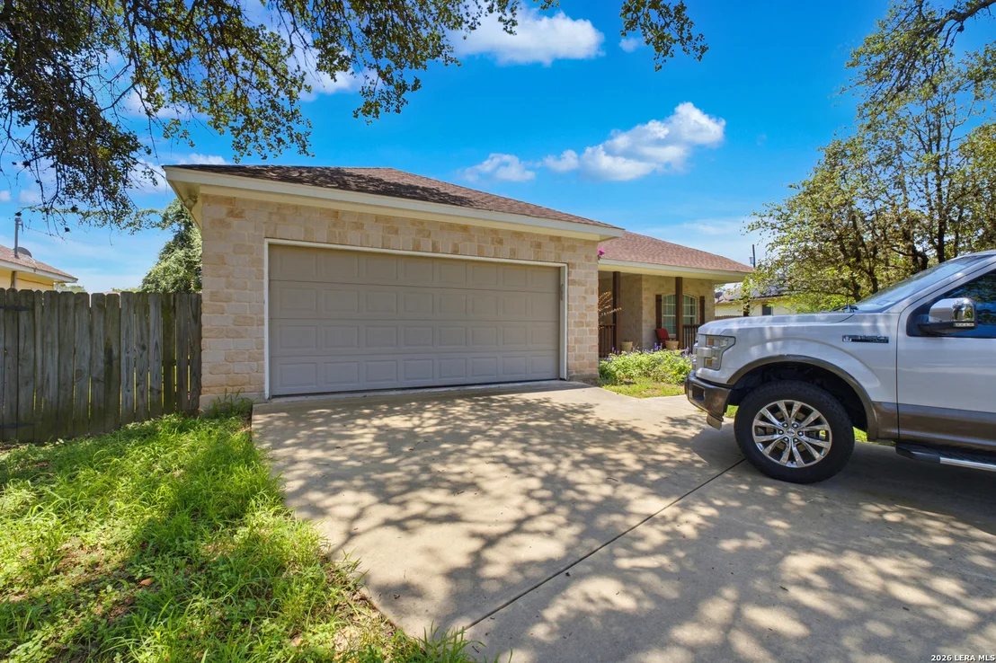 Photo of 313 Howard Dr