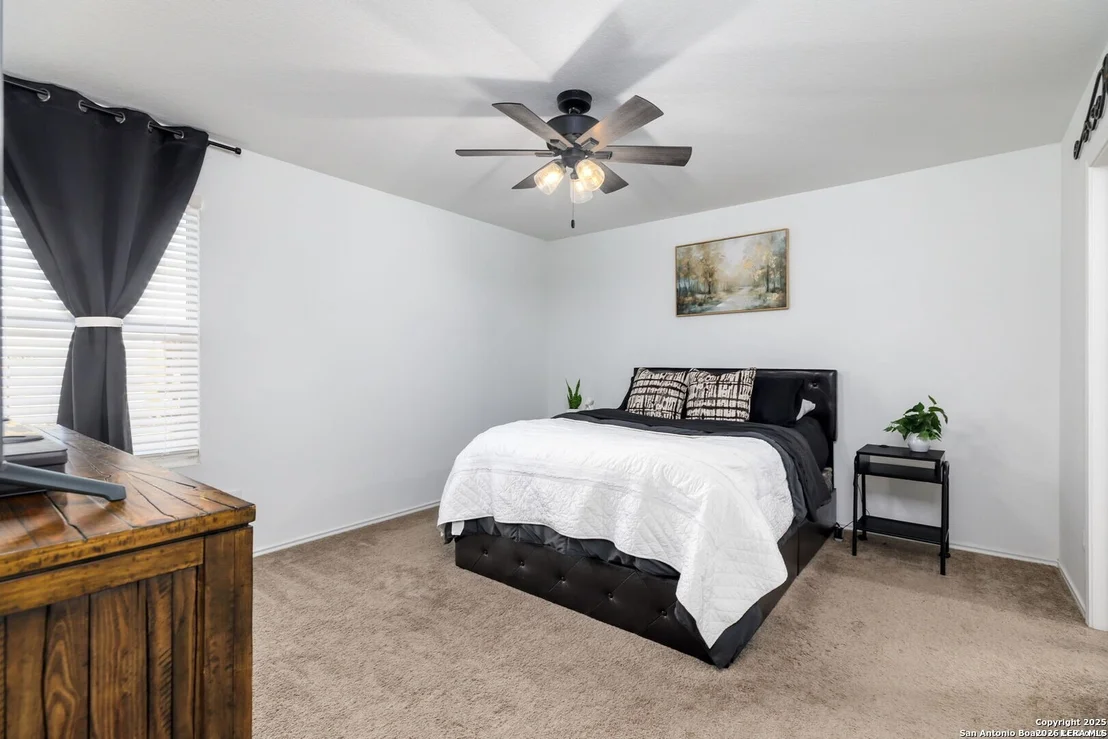 Photo of 4117 CATARACT CIR