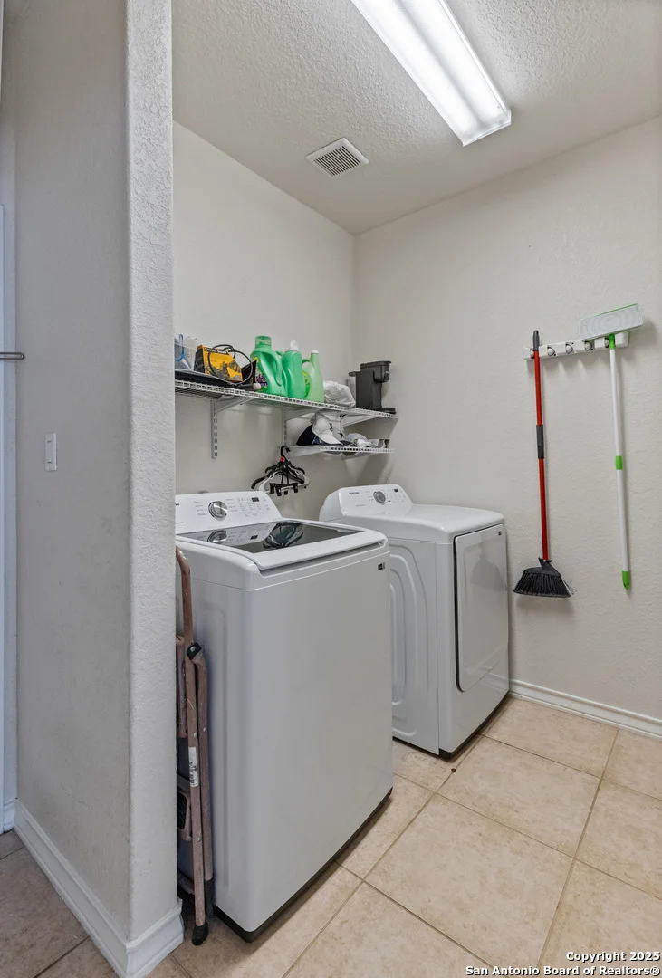 Photo of 325 Howard Dr