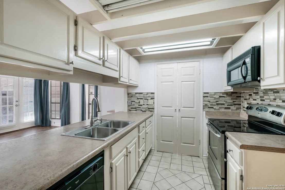 Photo of Unit 238 at 8633 DATAPOINT DR