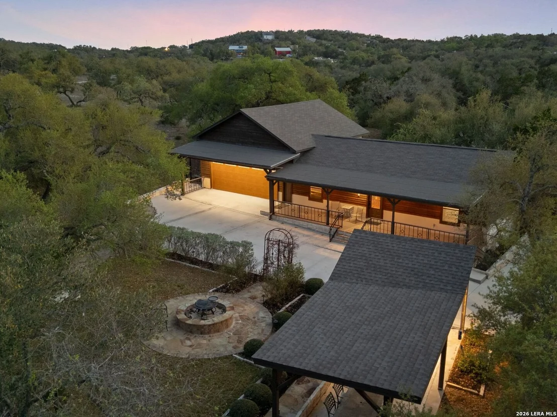 Photo of 1146 VICTORIA LN