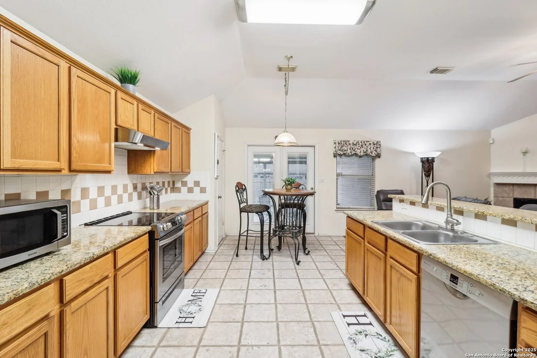 Photo of 9730 COPPERCREEK