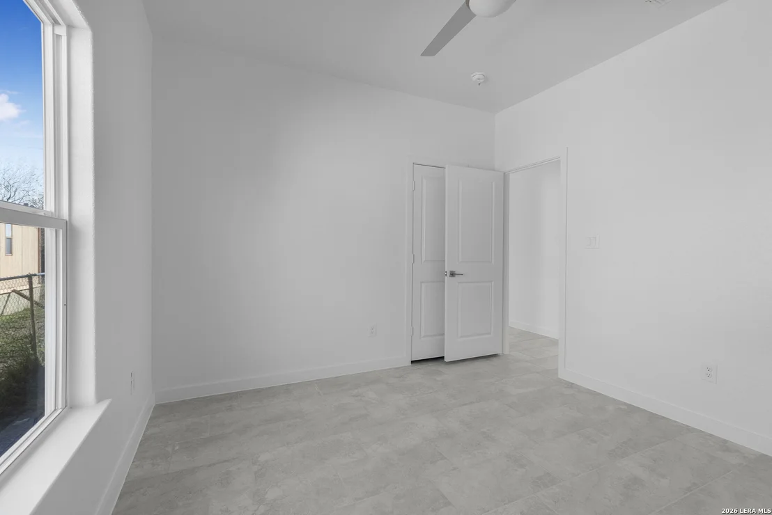Photo of 804 Peach