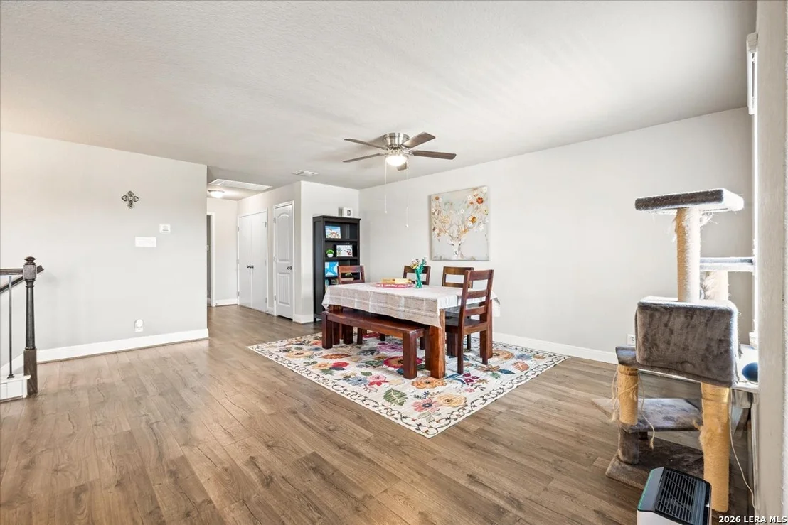 Photo of 8906 Virginia Rye