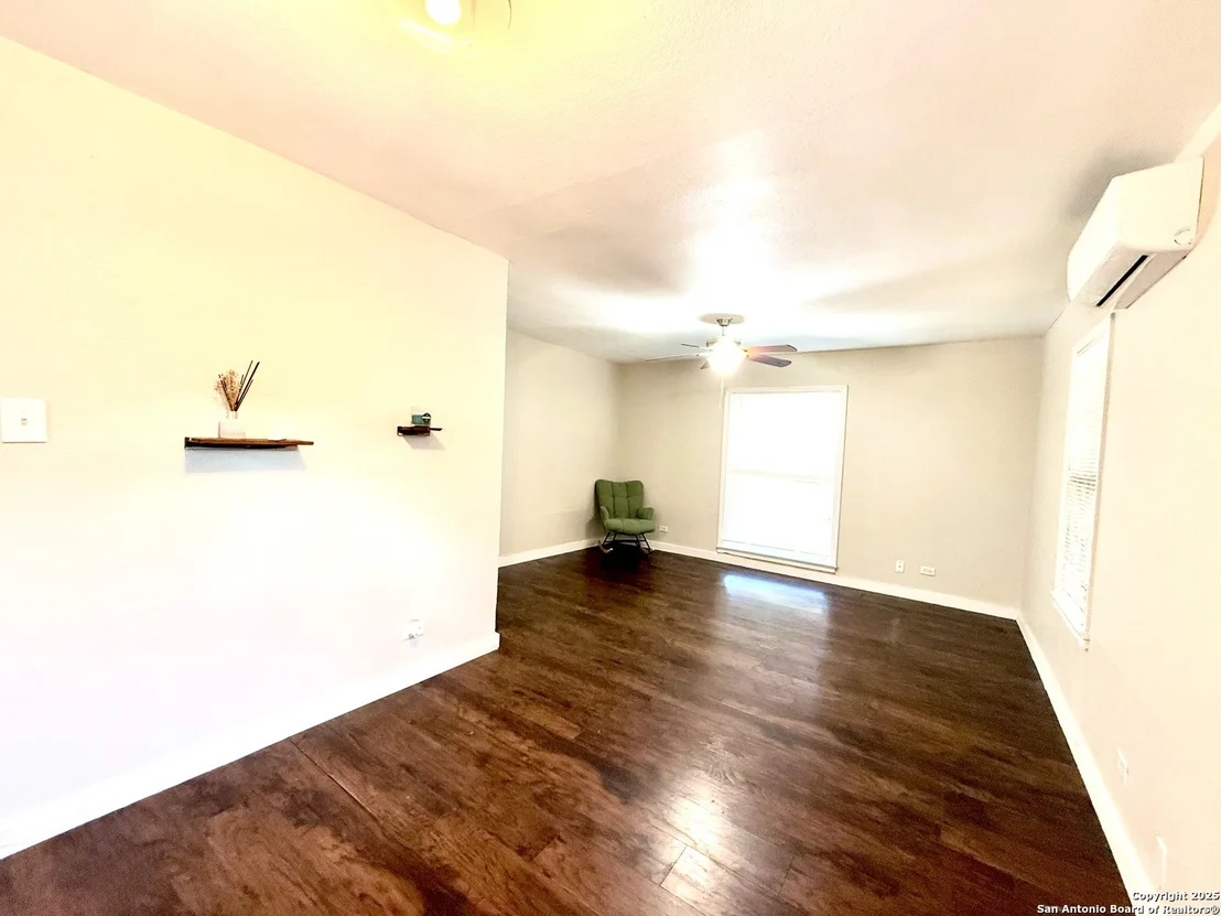 Photo of 1419 W Malone Ave.