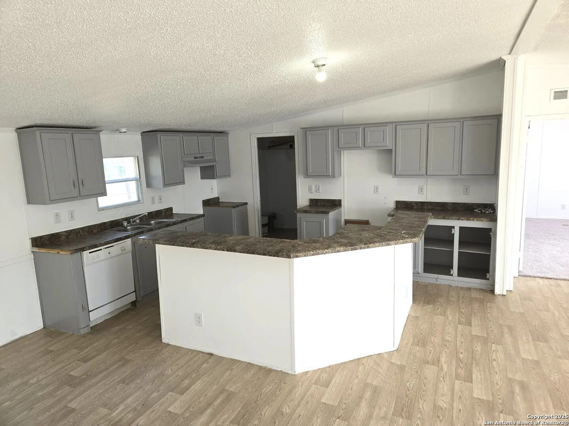 Photo of 4124 Farmview