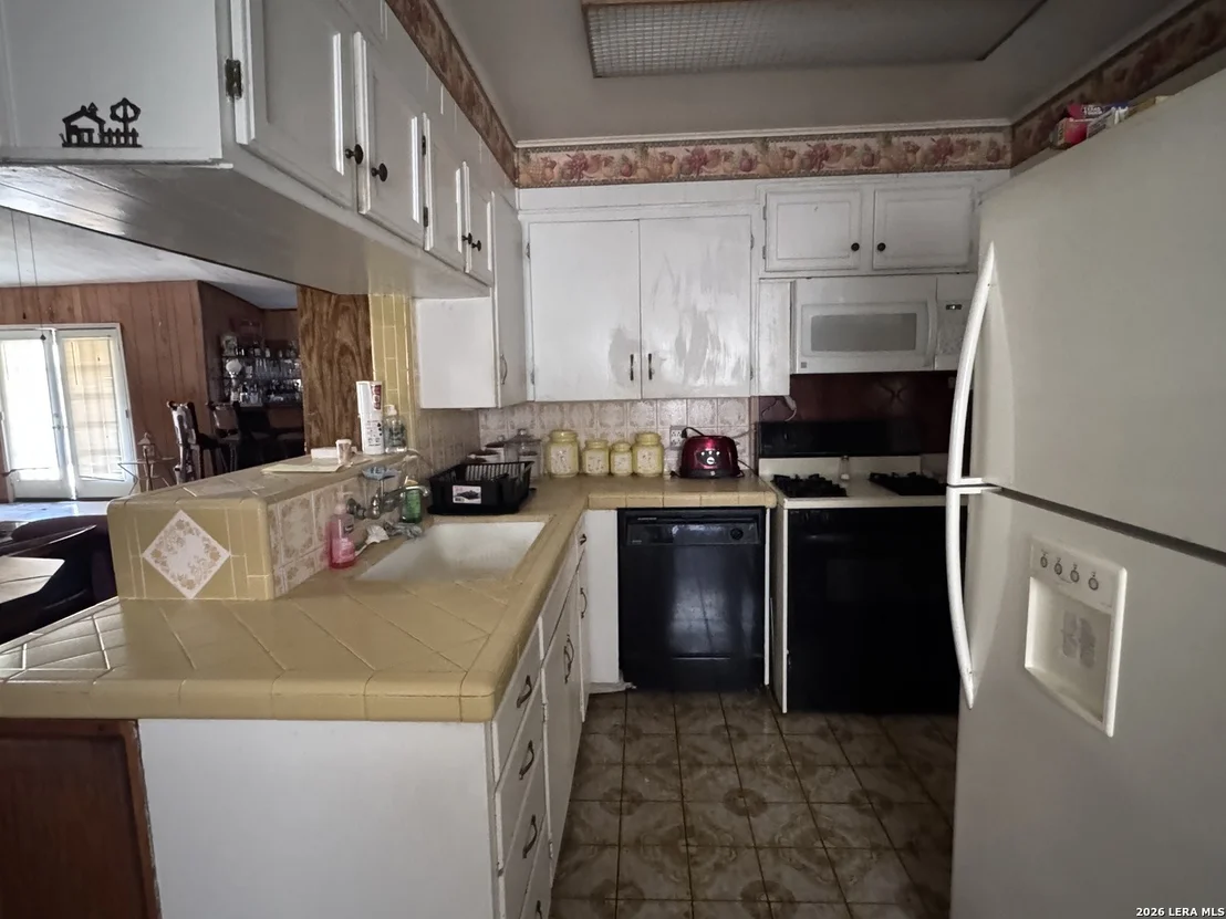 Photo of 205 W Mayfield