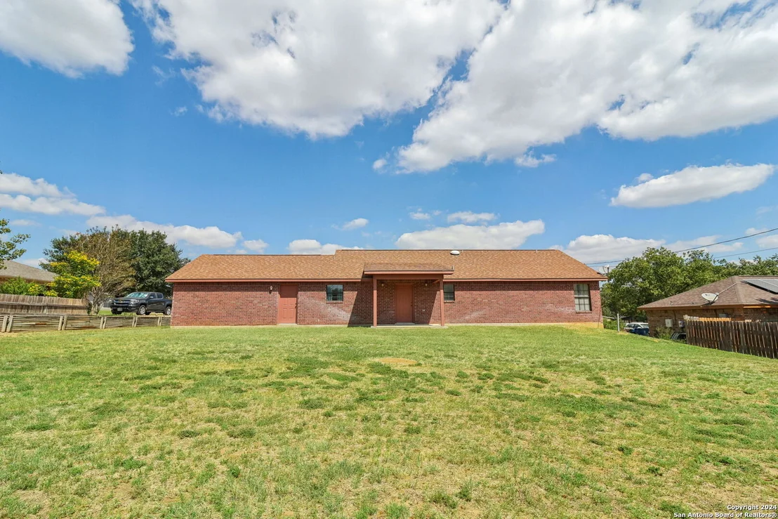 Photo of 307 Crownhill Dr