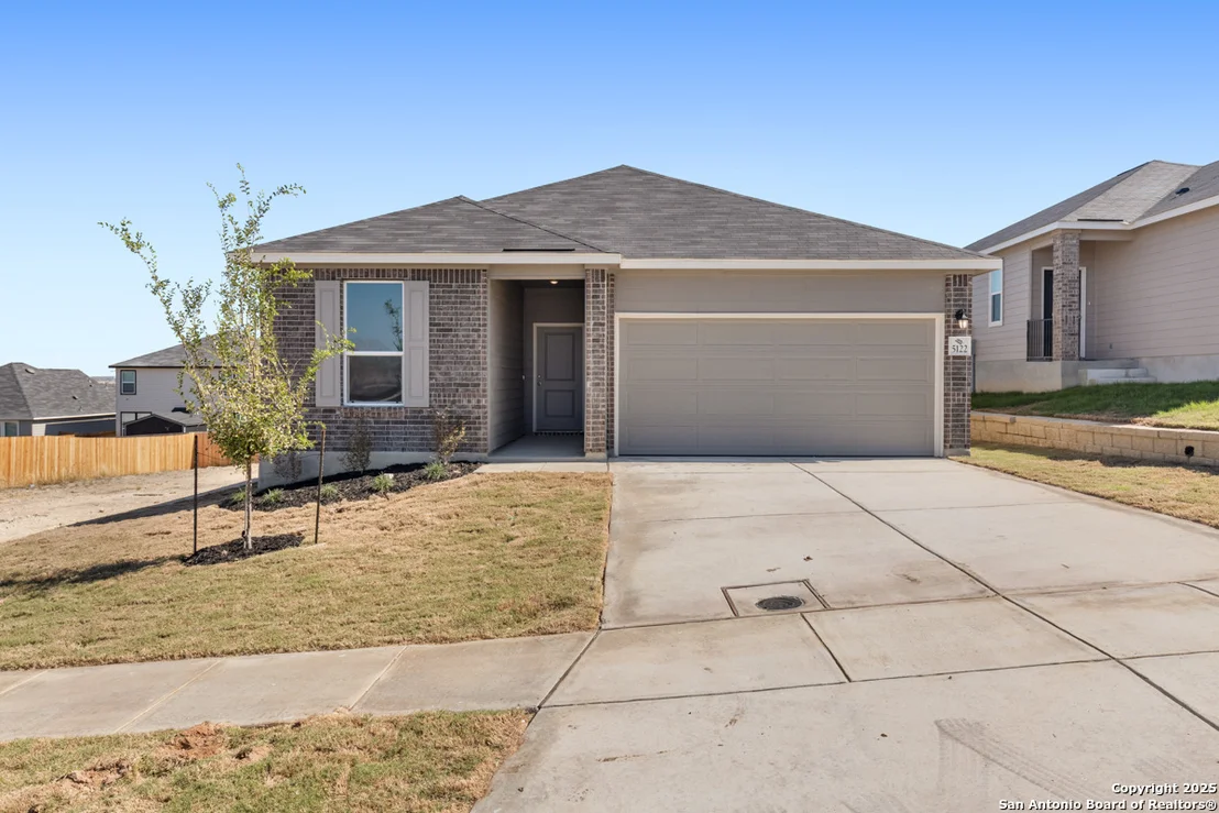 Photo of 5122 BRISCOE BLUFF