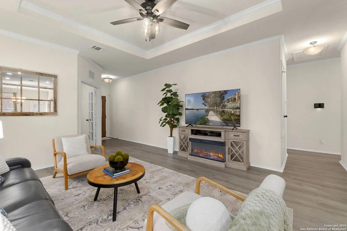 Photo of 27320 Paraiso Manor