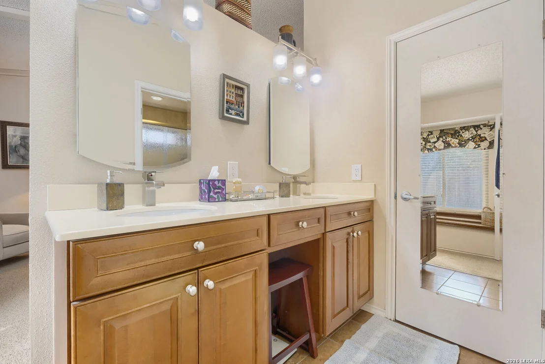 Photo of 1703 Ashley Cir