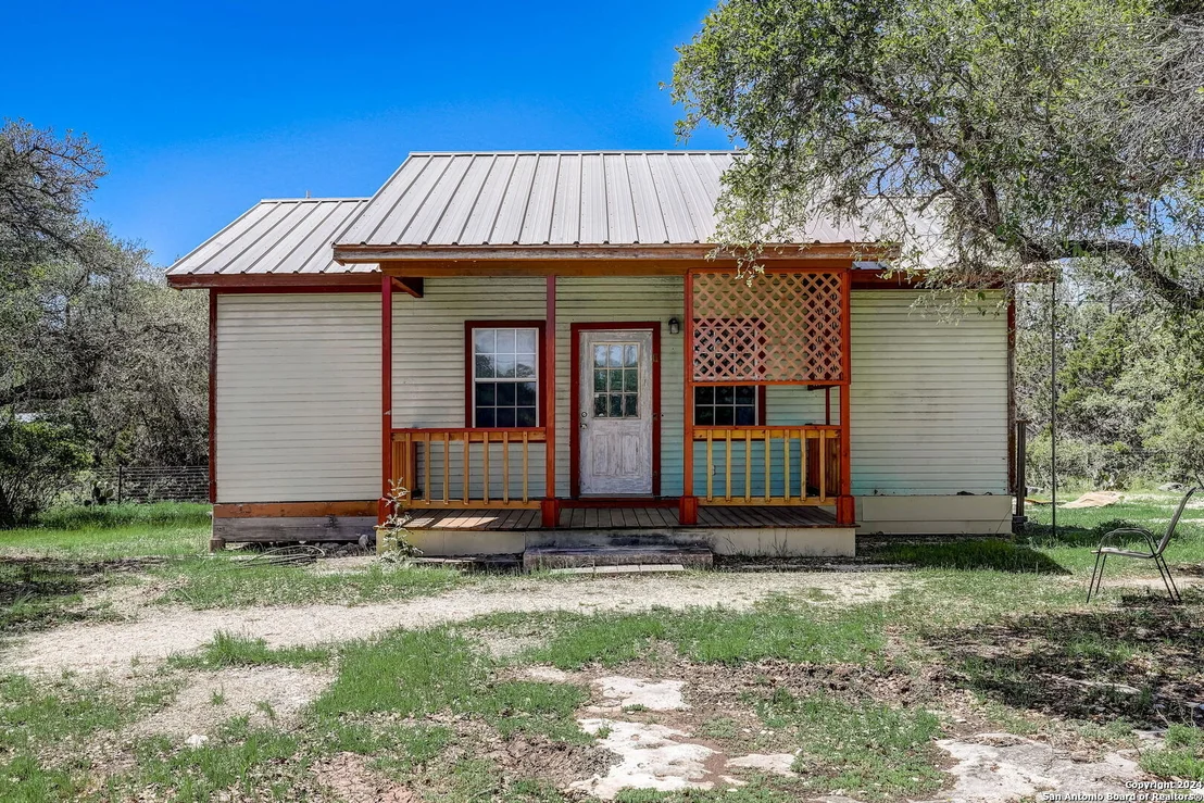 Photo of 3100 ROLLING OAKS DR