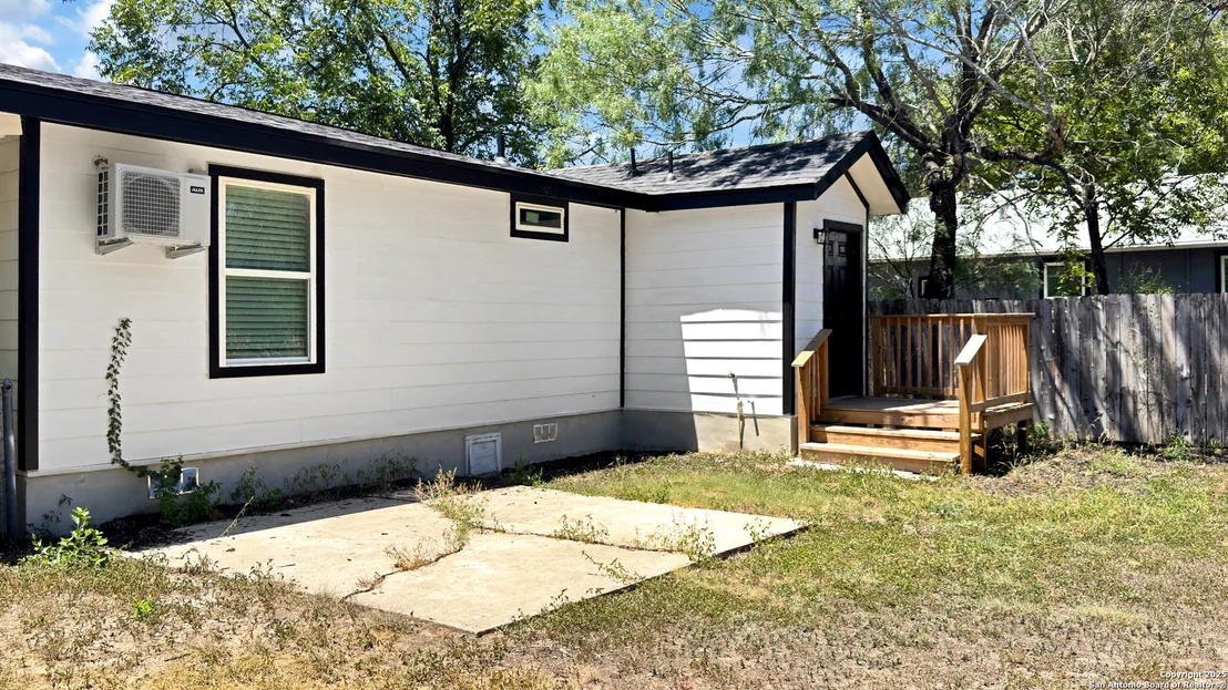 Photo of 249 Rosebud