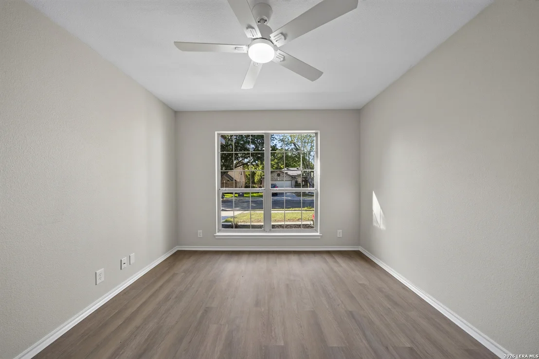 Photo of 1017 SUMMER HAVEN LN